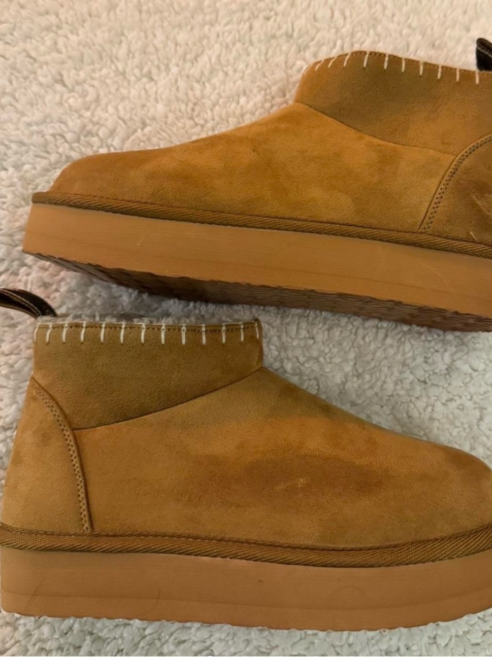 Women’s MukLuks Size 8 Platform Ankle Booties in Chestnut Brown
